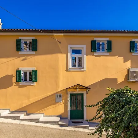 Vilma Villa